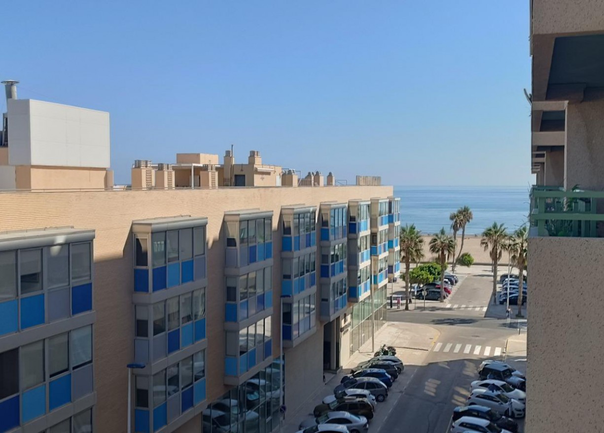 Alquiler a largo plazo - Apartamento - Alboraya - Playa de la Patacona