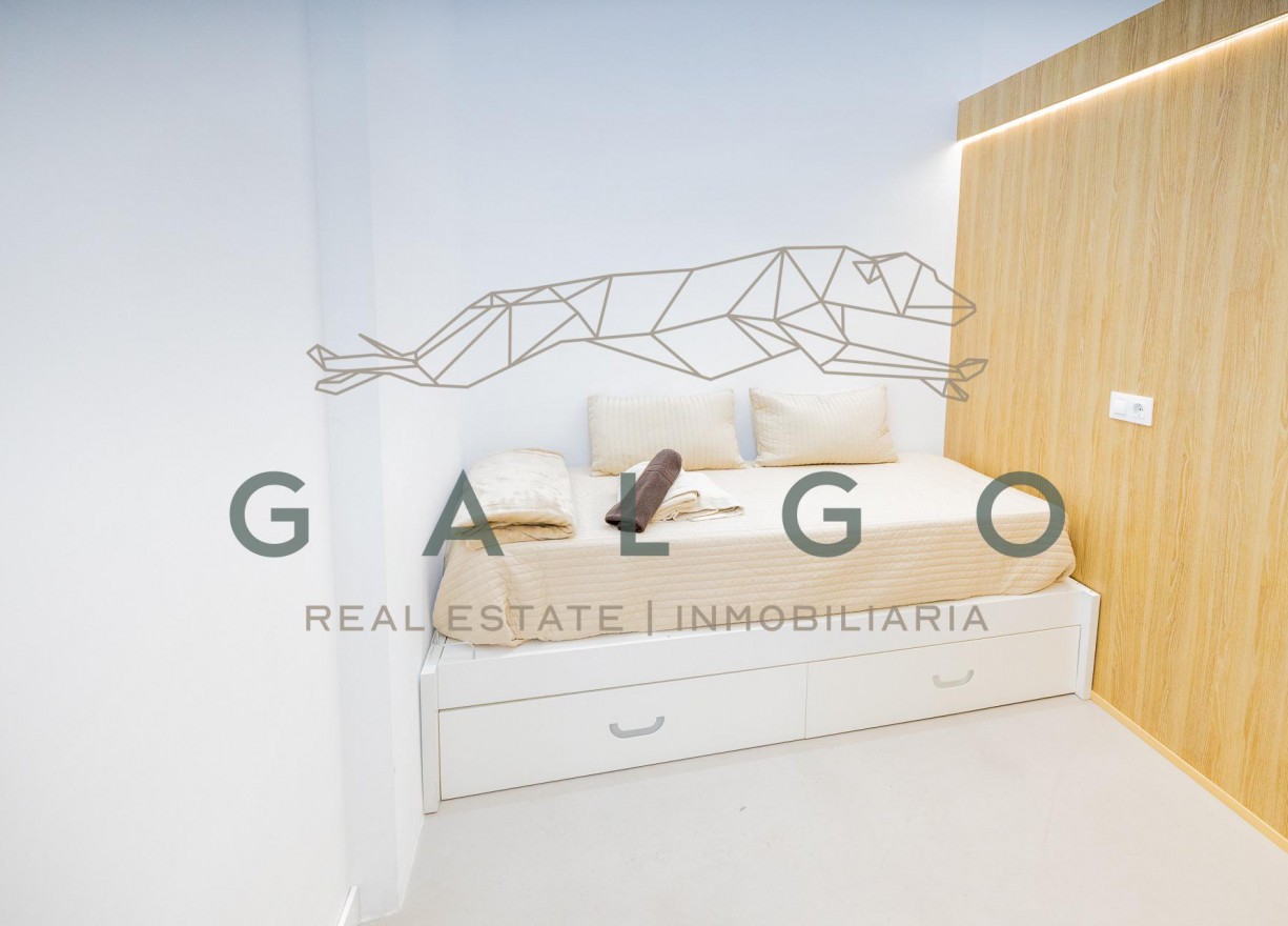 Alquiler a largo plazo - Apartamento - Valencia - Ciutat Vella