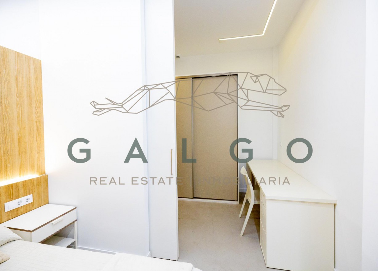 Alquiler a largo plazo - Apartamento - Valencia - Ciutat Vella