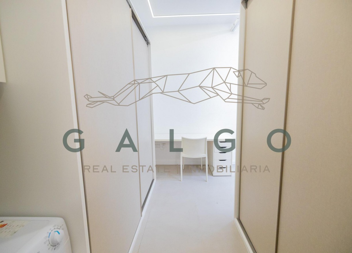 Alquiler a largo plazo - Apartamento - Valencia - Ciutat Vella