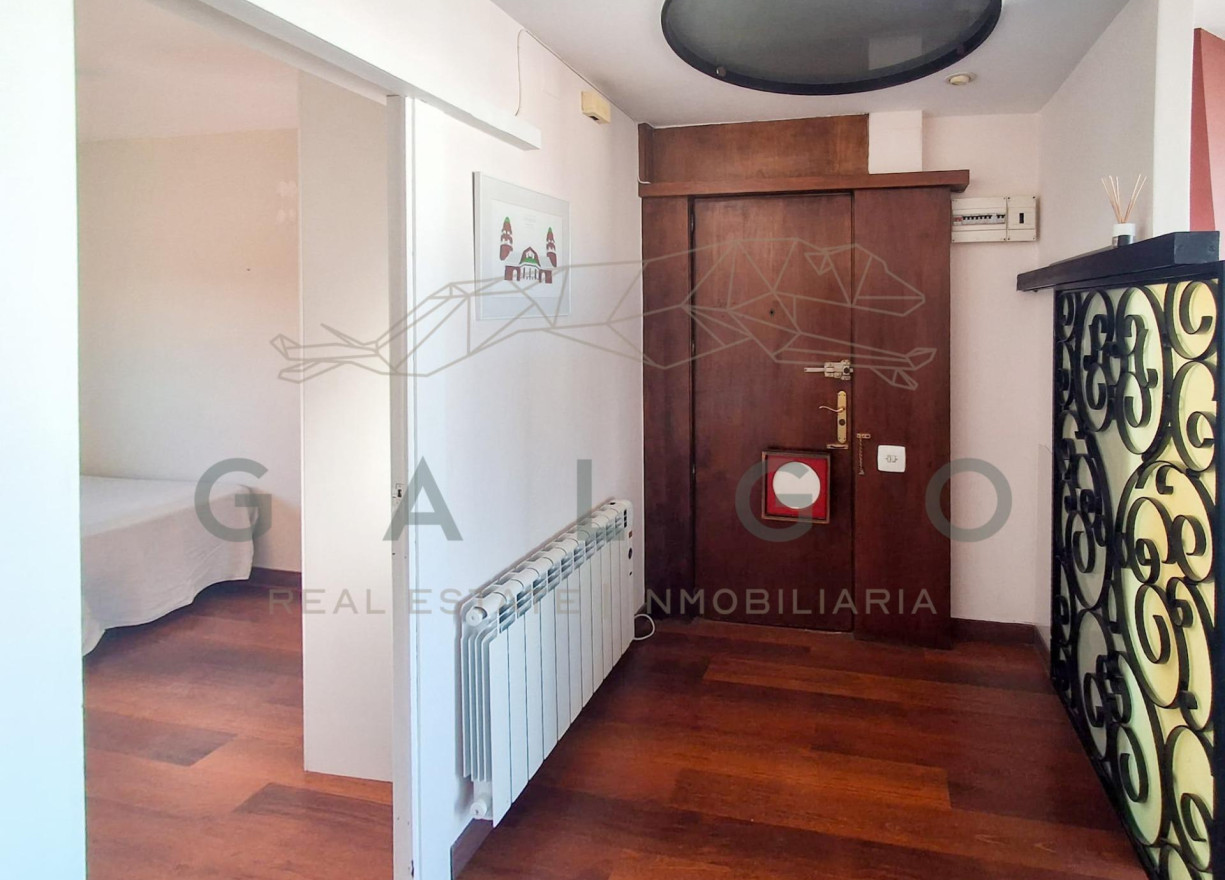 Alquiler a largo plazo - Ático - Valencia - La Roqueta