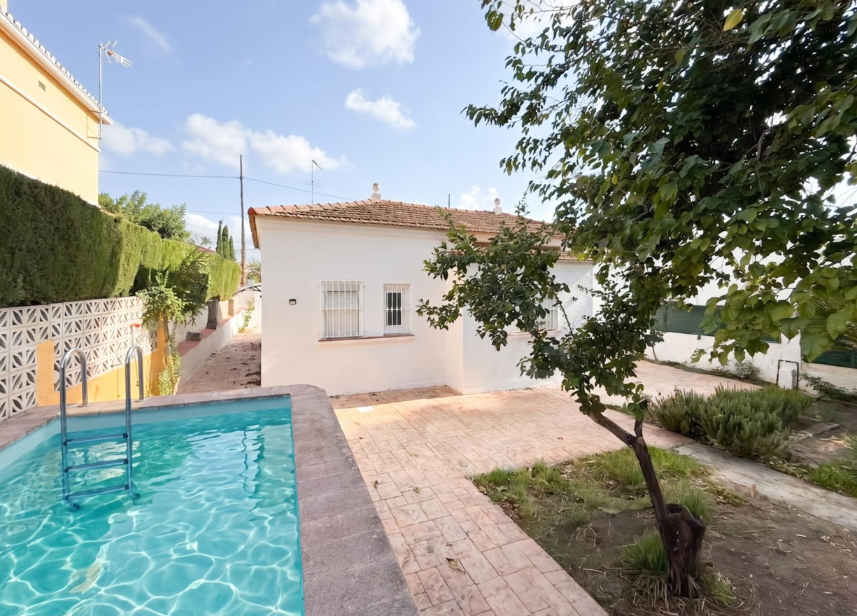 Alquiler a largo plazo - Casa - Paterna - LA CAÑADA