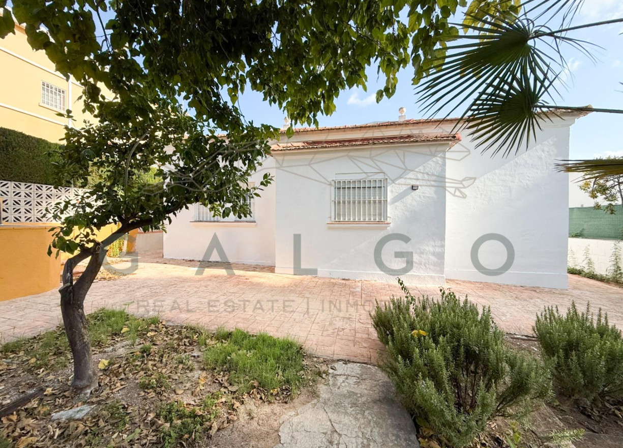 Alquiler a largo plazo - Casa - Paterna - LA CAÑADA