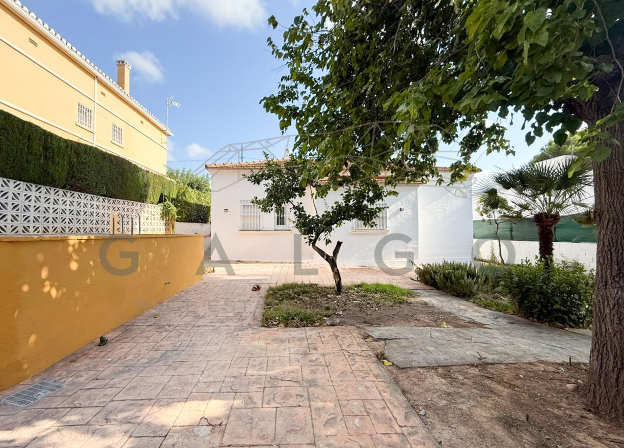 Alquiler a largo plazo - Casa - Paterna - LA CAÑADA