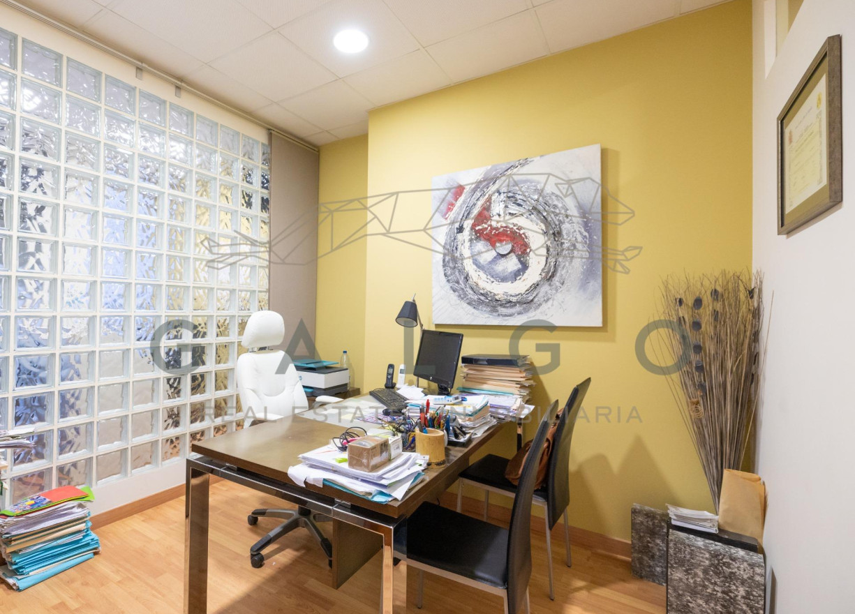 Alquiler a largo plazo - Local comercial - Valencia - Gran Vía