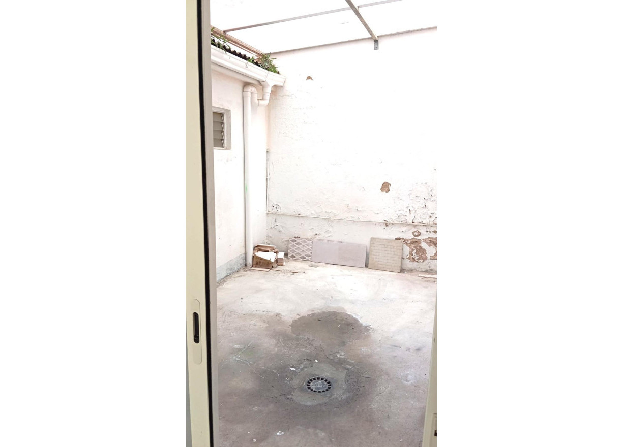 Alquiler a largo plazo - Local comercial - Valencia - Russafa - Ruzafa