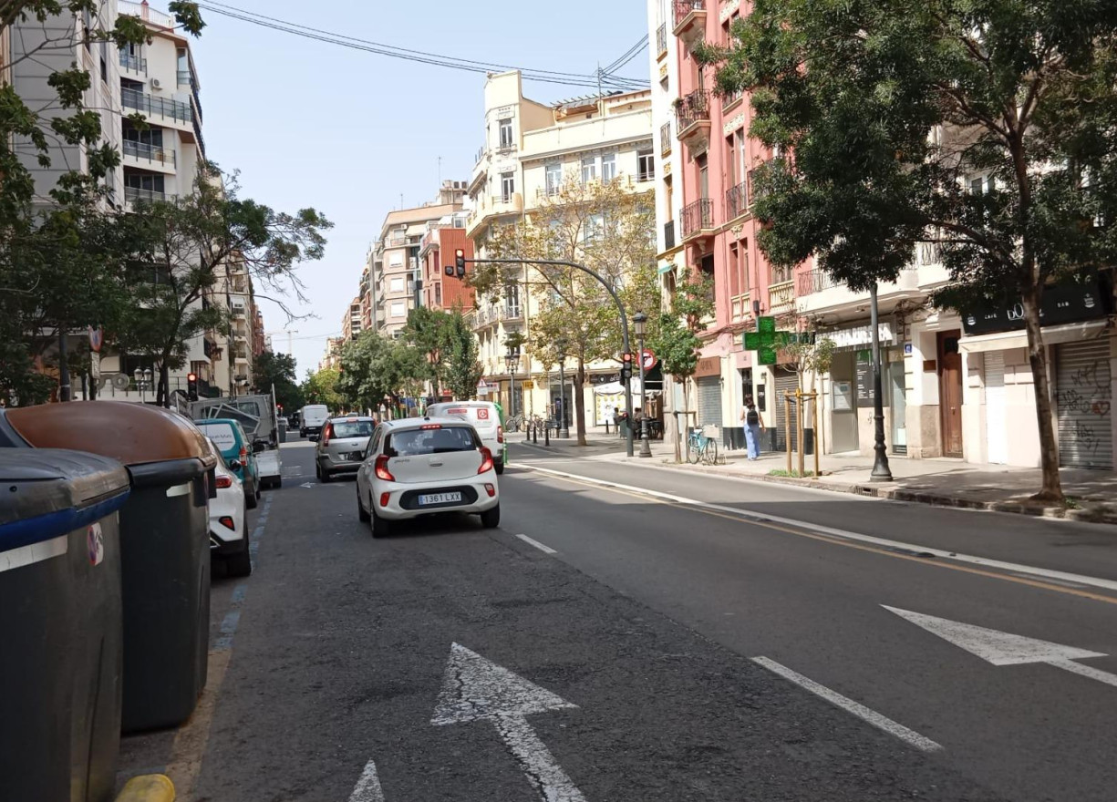 Alquiler a largo plazo - Local comercial - Valencia - Russafa - Ruzafa