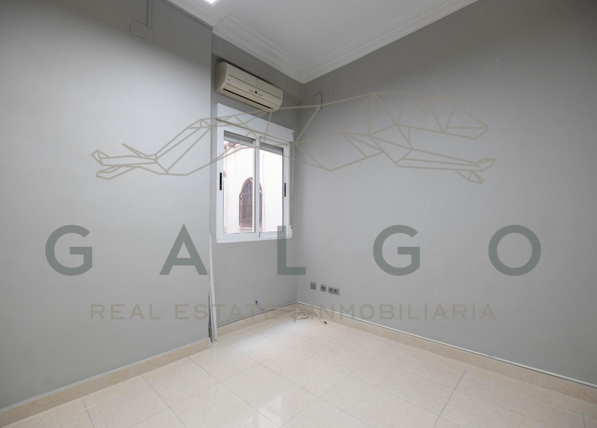 Alquiler a largo plazo - Piso - Valencia - Arrancapins