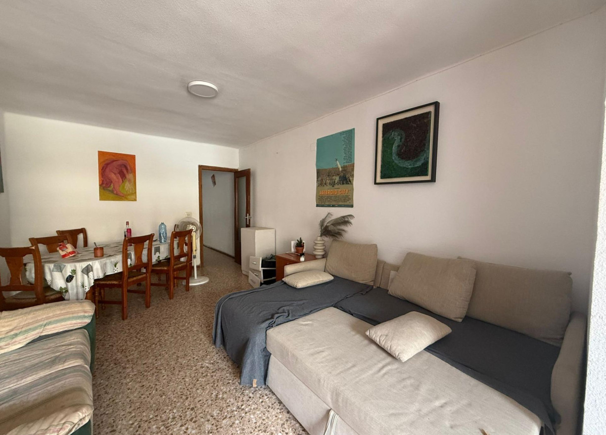 Alquiler a largo plazo - Piso - Valencia - Benimaclet