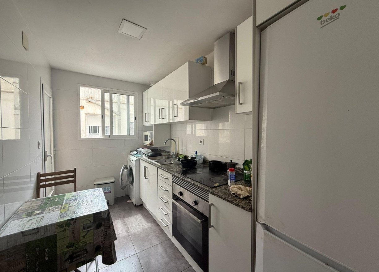 Alquiler a largo plazo - Piso - Valencia - Benimaclet