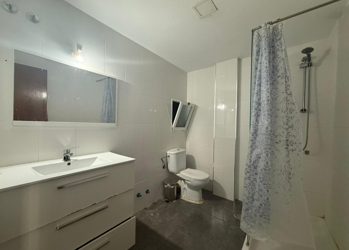 Alquiler a largo plazo - Piso - Valencia - Benimaclet