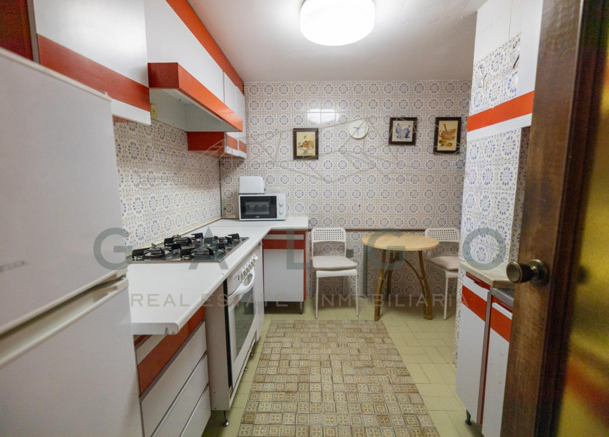 Alquiler a largo plazo - Piso - Valencia - Ciutat Universitària