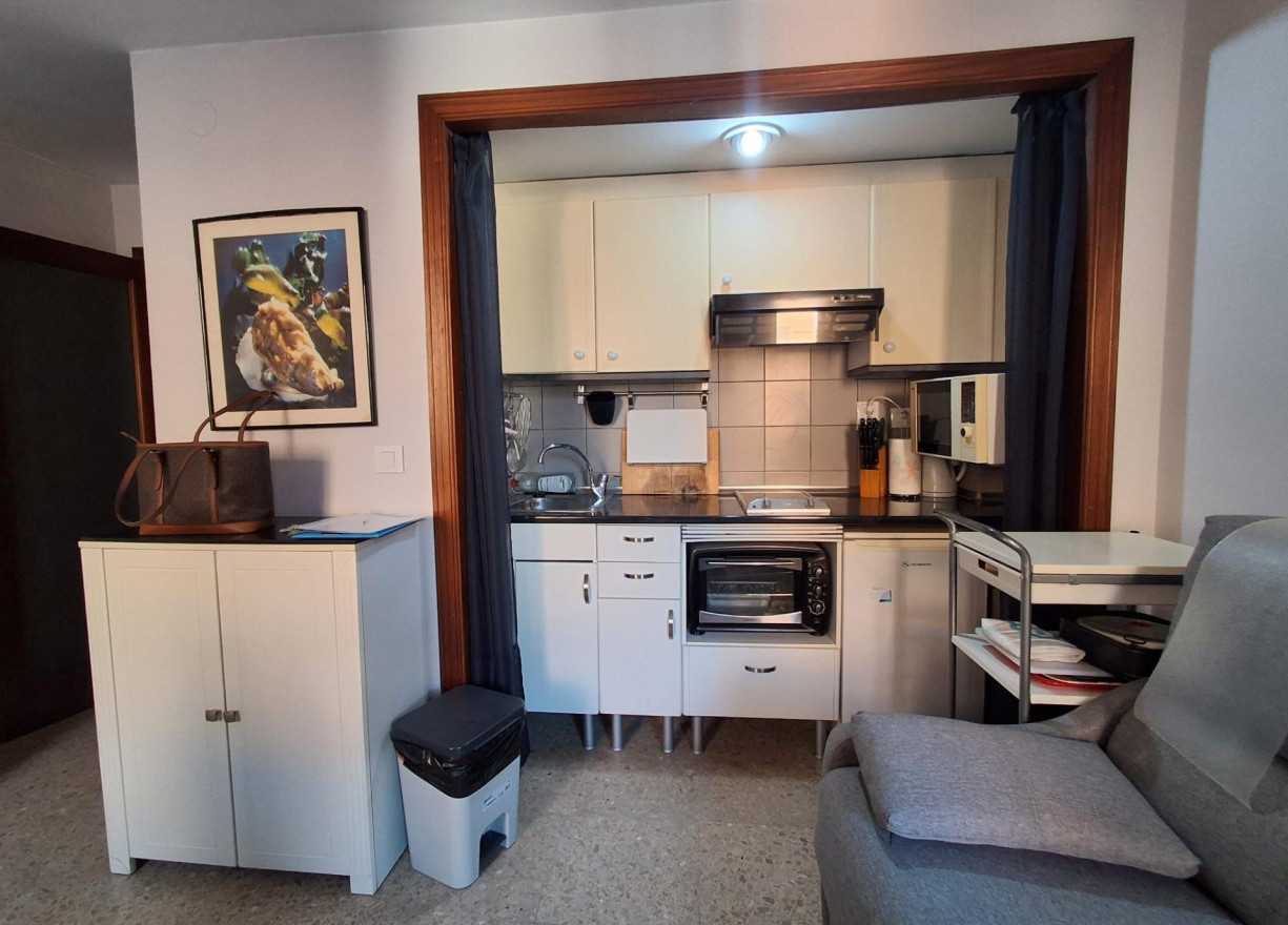 Alquiler a largo plazo - Piso - Valencia - Ciutat Vella