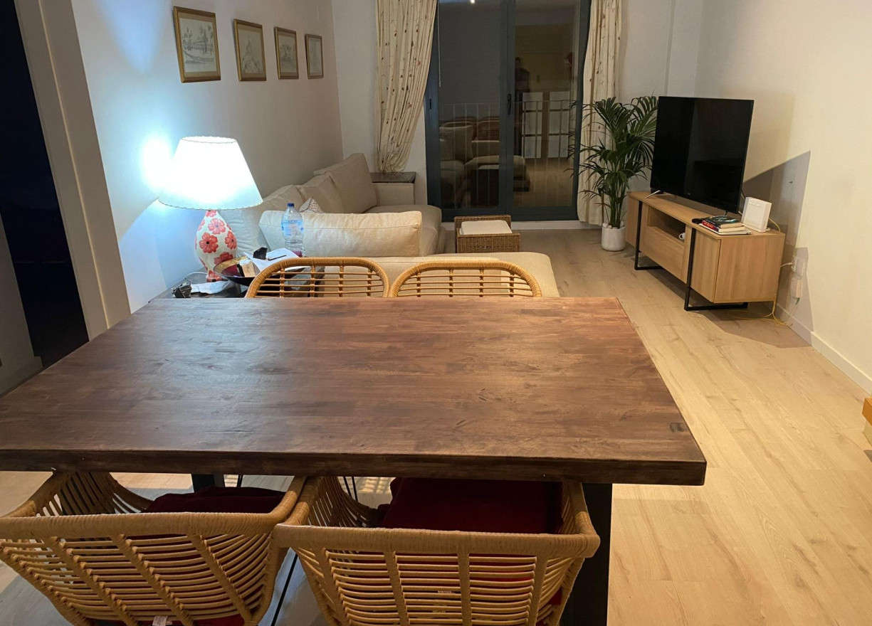 Alquiler a largo plazo - Piso - Valencia - El Pilar