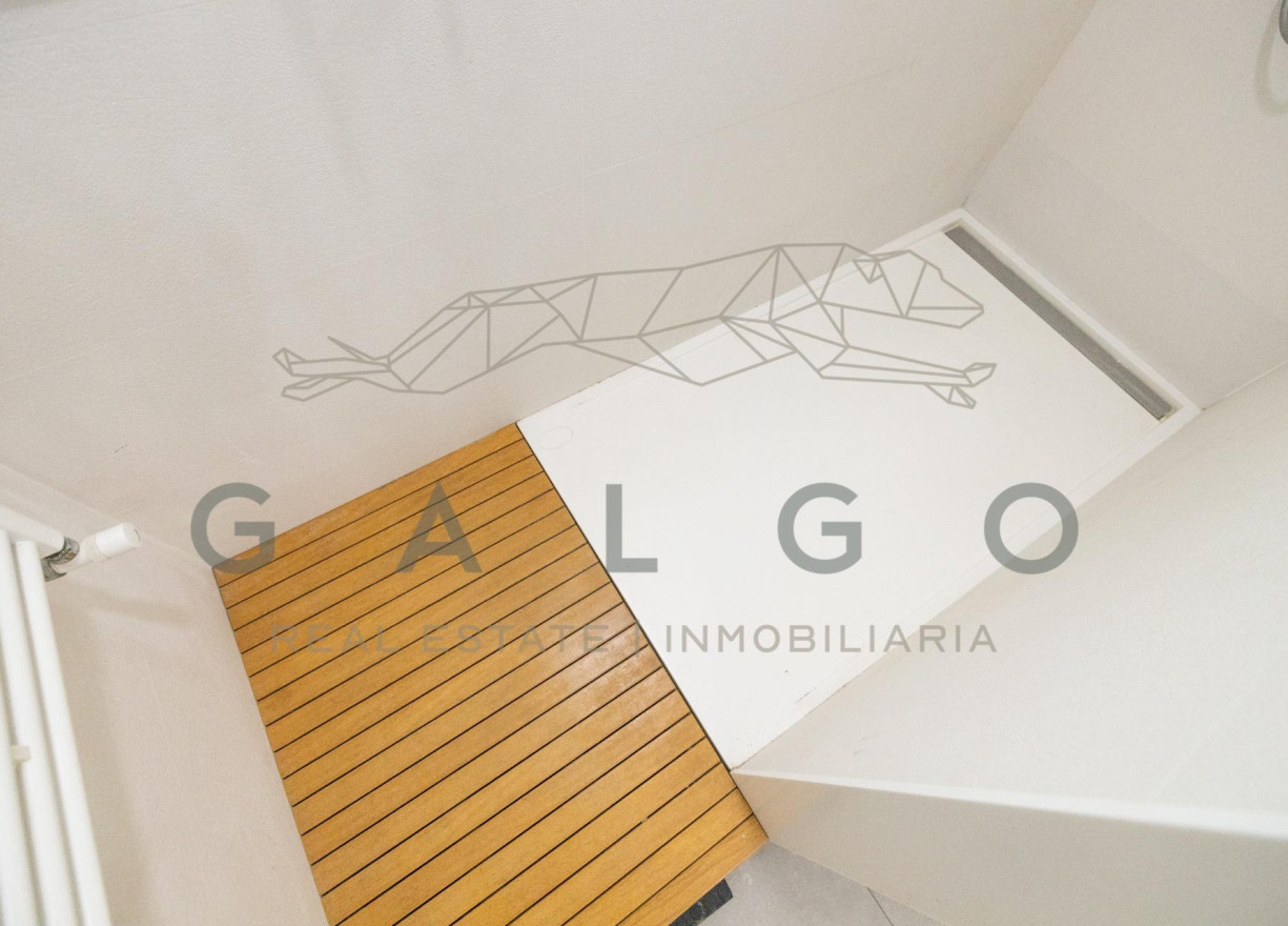Alquiler a largo plazo - Piso - Valencia - Exposició