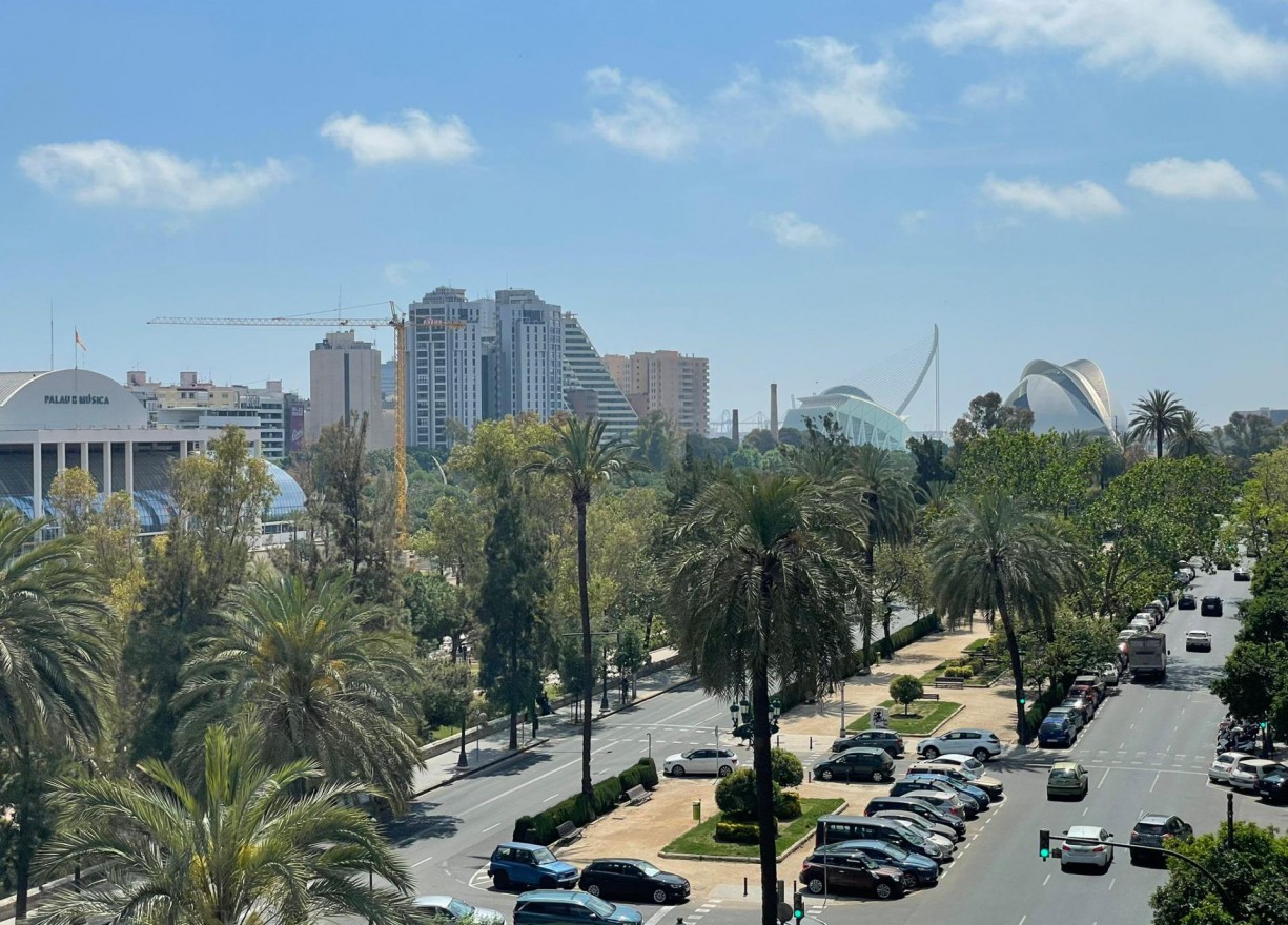 Alquiler a largo plazo - Piso - Valencia - Gran Vía