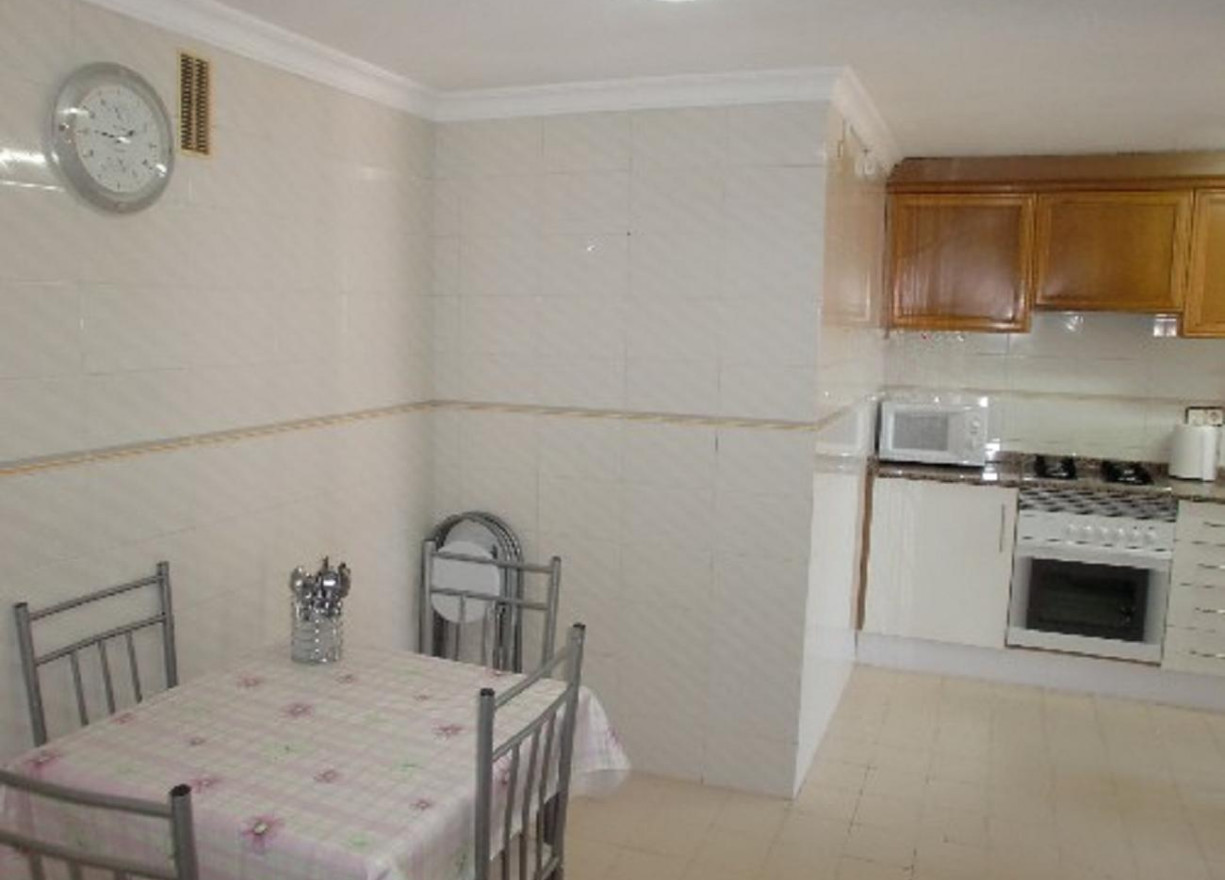 Alquiler a largo plazo - Piso - Valencia - L´Amistat - Amistad
