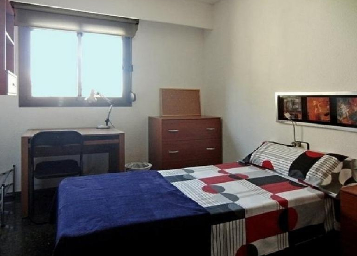 Alquiler a largo plazo - Piso - Valencia - L´Amistat - Amistad