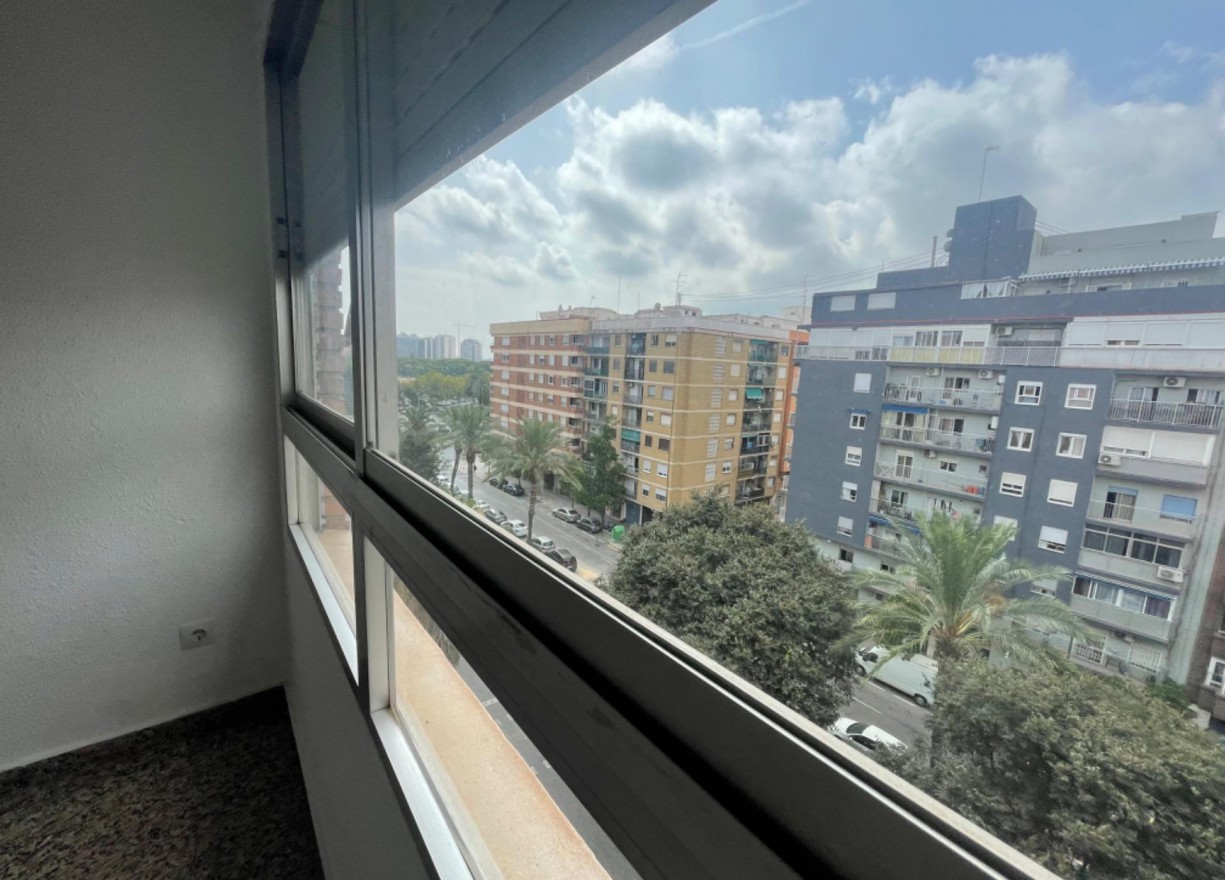 Alquiler a largo plazo - Piso - Valencia - Mont-Olivet