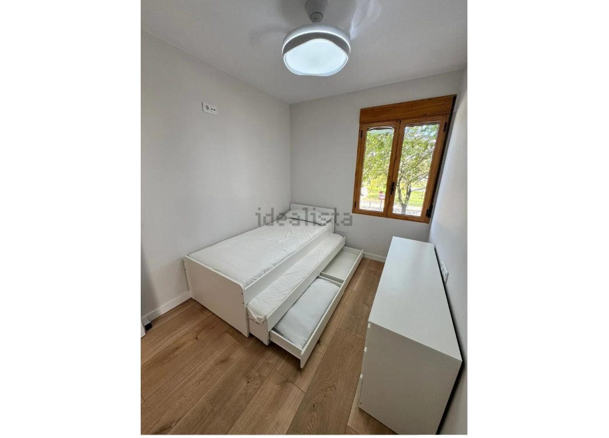 Alquiler a largo plazo - Piso - Valencia - Nou Moles