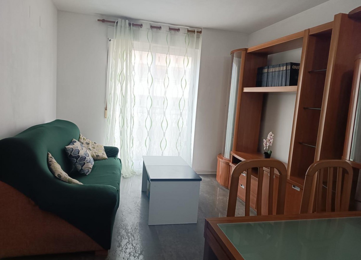 Alquiler a largo plazo - Piso - Valencia - Patraix