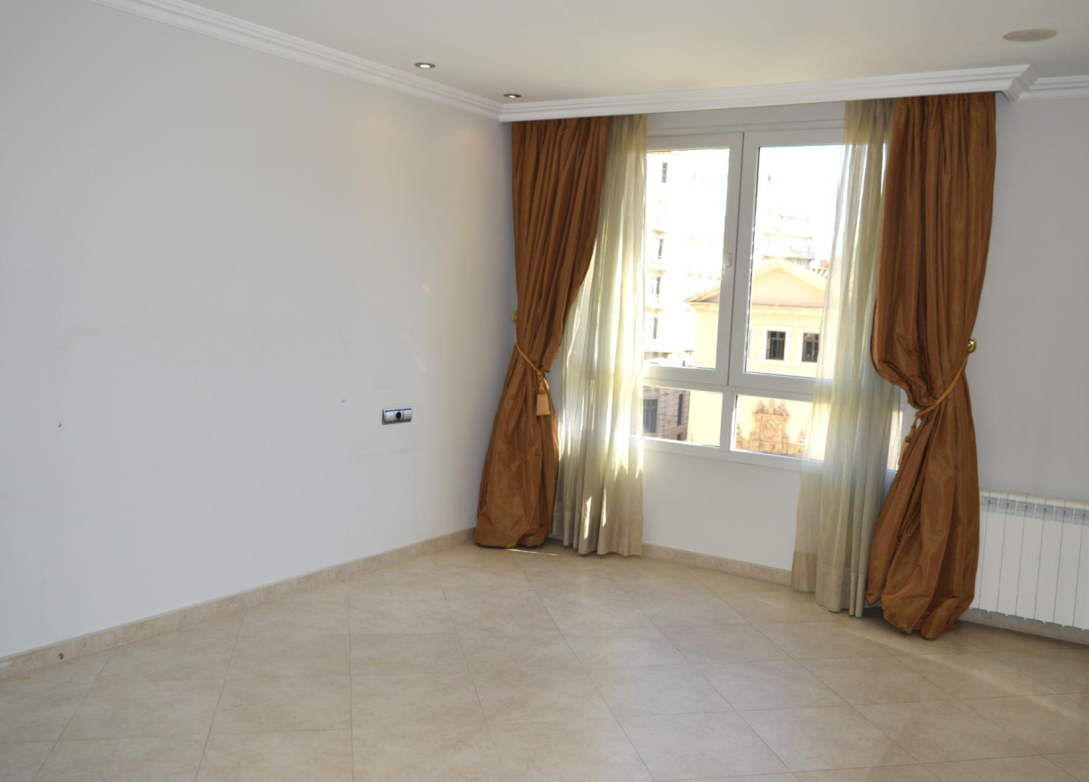 Alquiler a largo plazo - Piso - Valencia - Sant Francesc