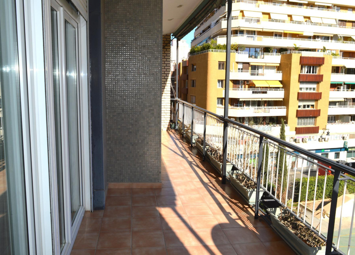 Alquiler a largo plazo - Piso - Valencia - Sant Francesc