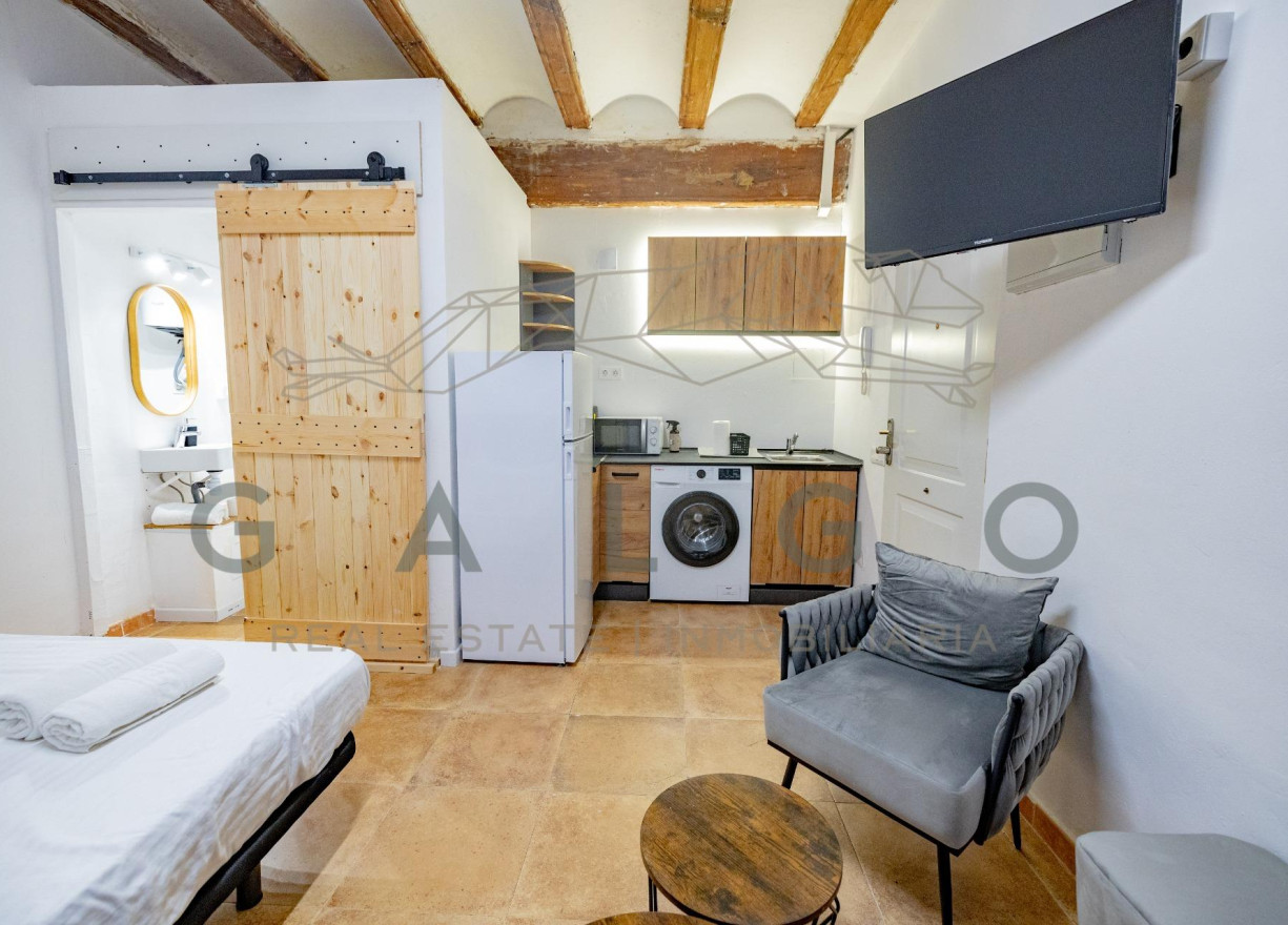 Alquiler a largo plazo - Piso - Valencia - Sant Francesc