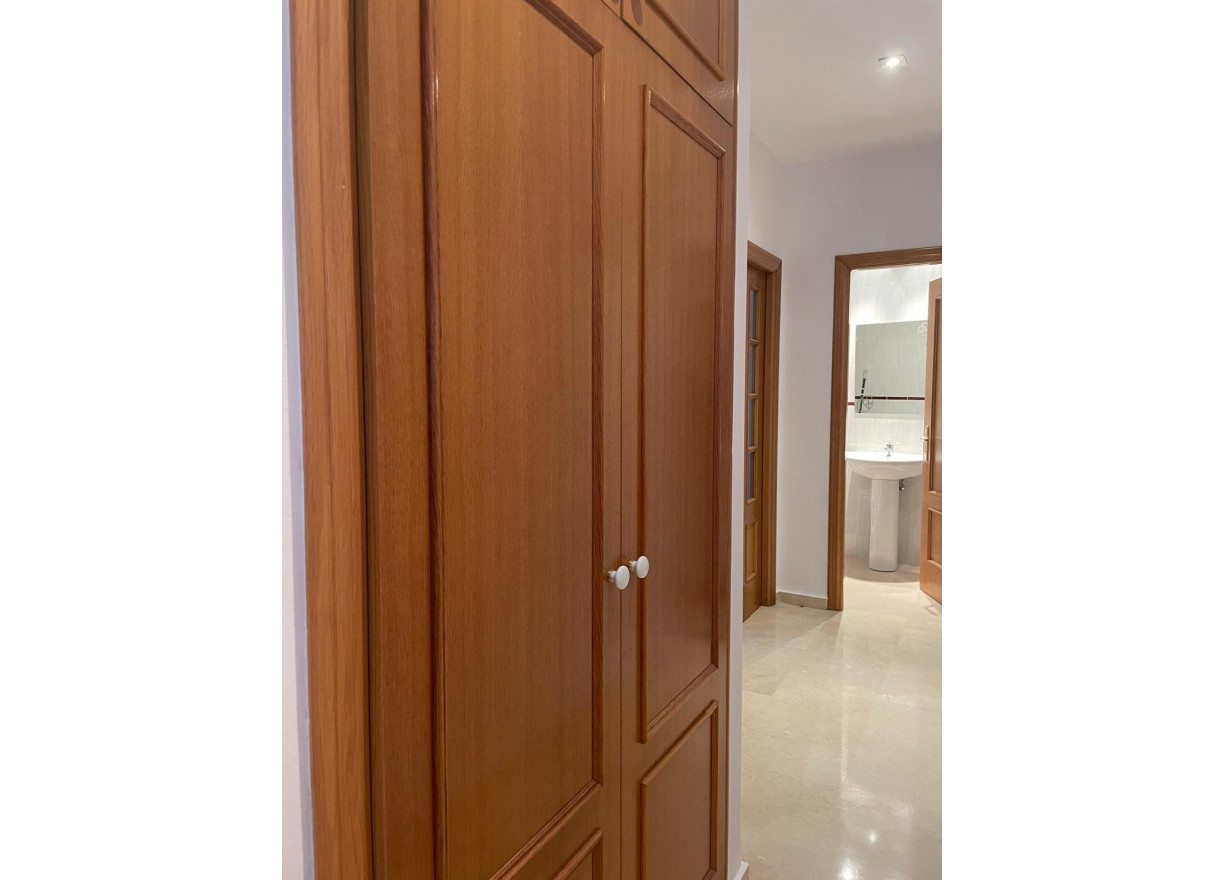 Alquiler a largo plazo - Piso - Valencia - Sant Francesc