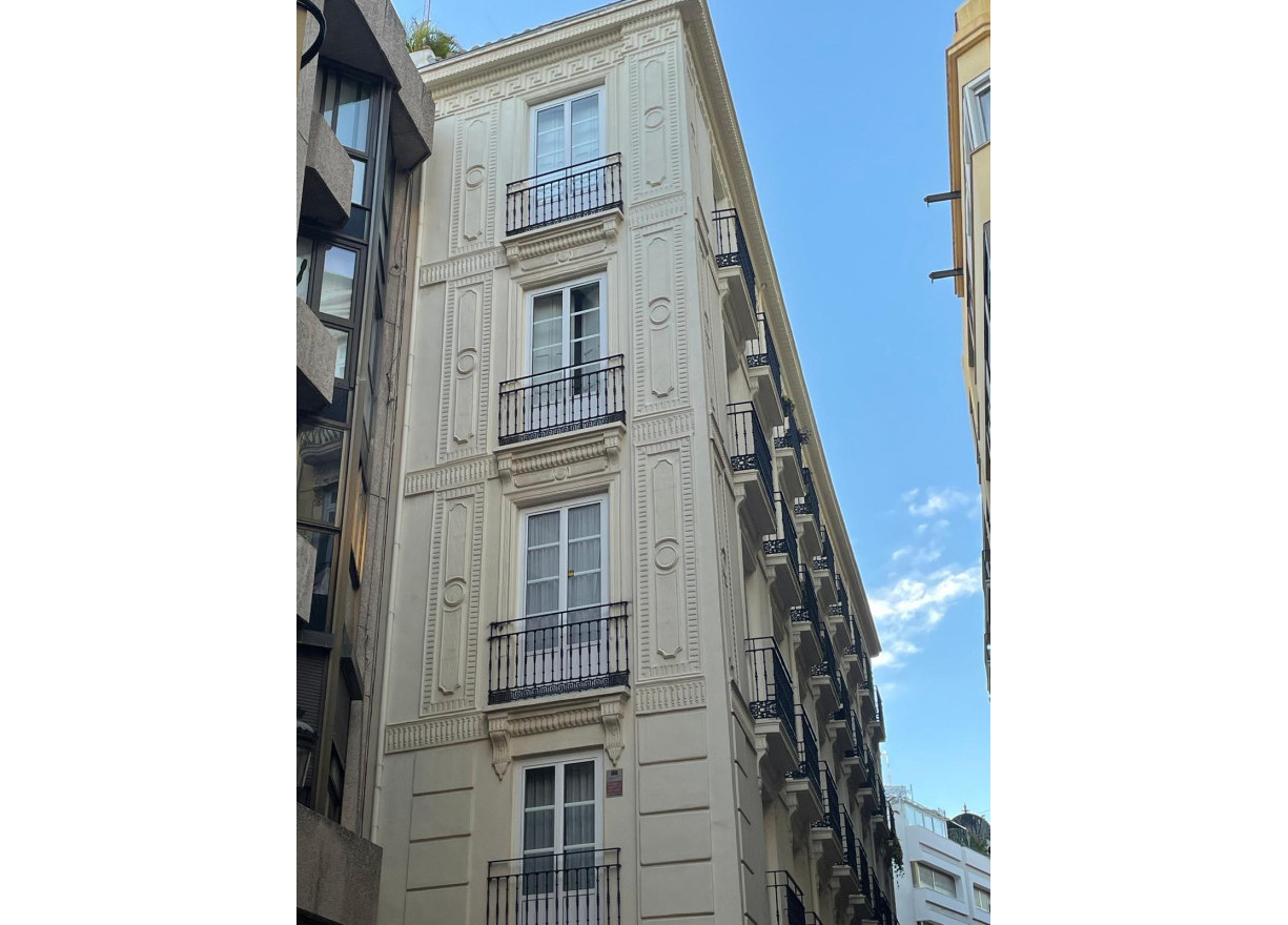 Alquiler a largo plazo - Piso - Valencia - Sant Francesc