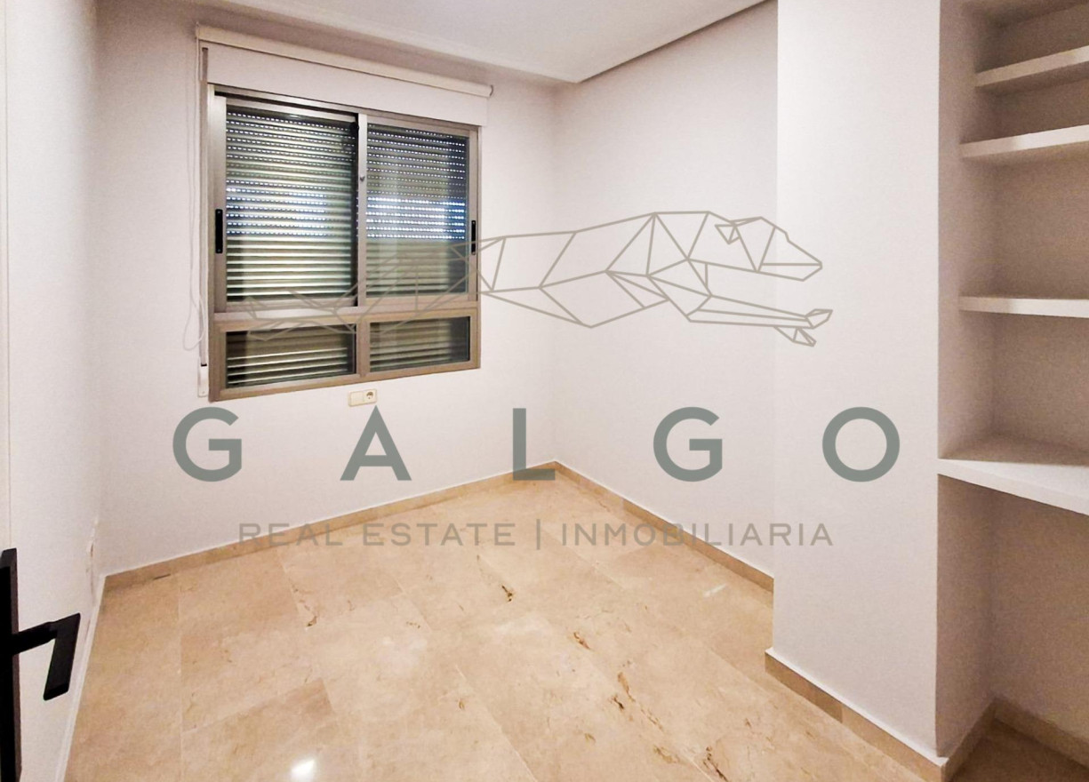 Alquiler a largo plazo - Piso - Valencia - Sant Pau