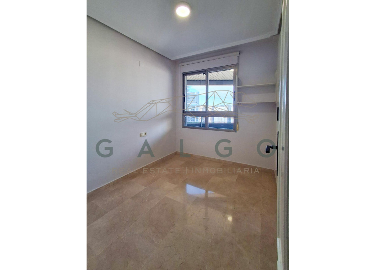 Alquiler a largo plazo - Piso - Valencia - Sant Pau