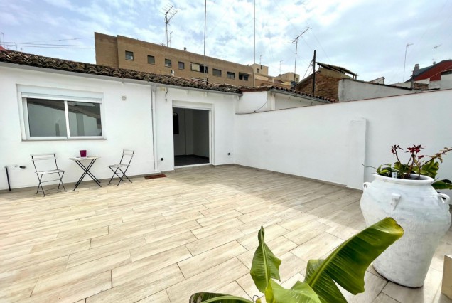 Chalet - Venta - Valencia - Benicalap