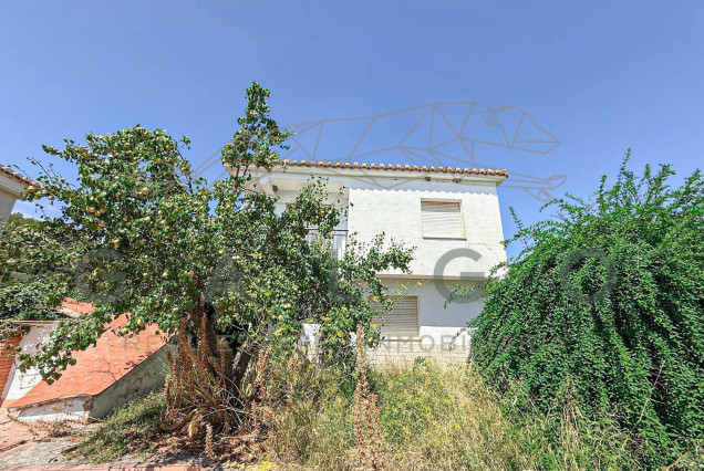 Chalet - Venta - Viver -
                Comunidad valenciana