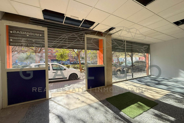 Commercial premises - Sale - Valencia -
                L´Hort de Senabre