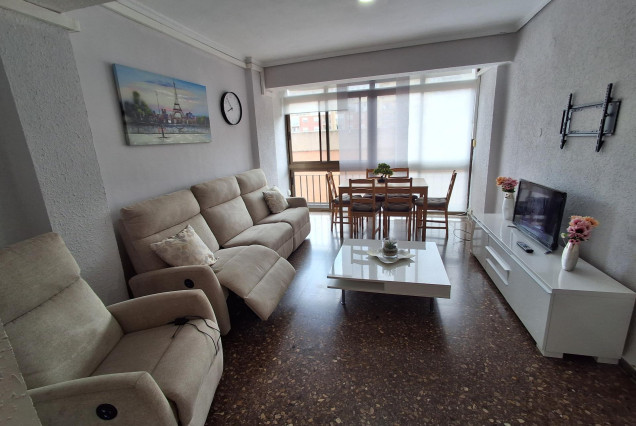 Flat - Long time Rental - Valencia -
                Camins al Grau