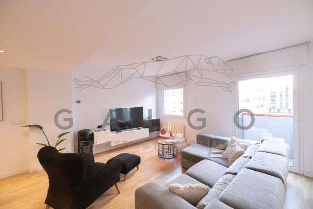 Flat - Long time Rental - Valencia -
                Mestalla