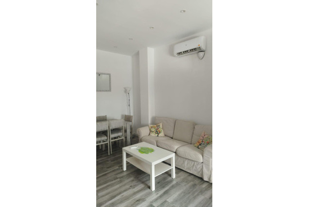 Flat - Long time Rental - Valencia -
                Nou Moles