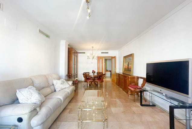 Flat - Long time Rental - Valencia -
                Russafa - Ruzafa