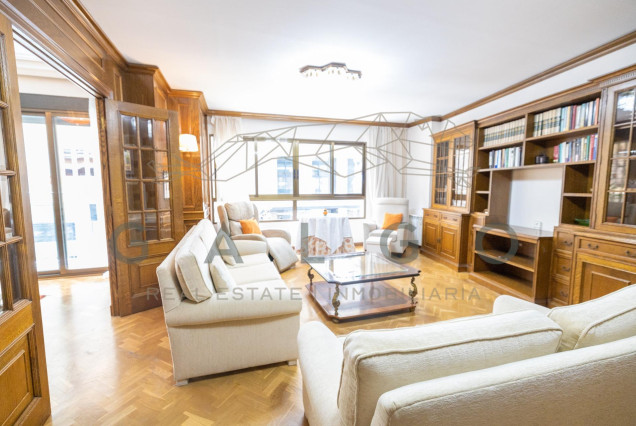 Flat - Long time Rental - Valencia -
                Sant Francesc