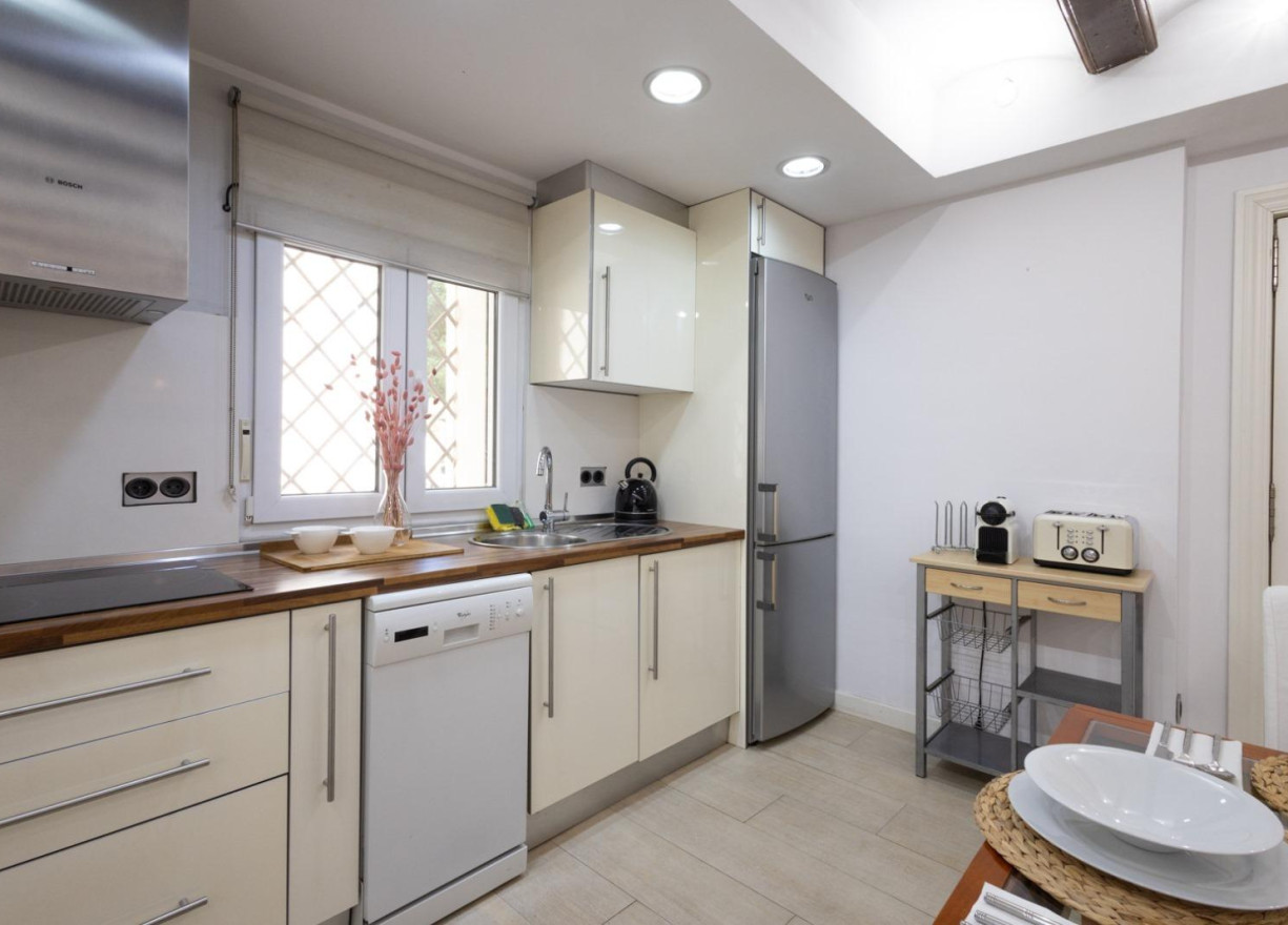 Location longue durée - Begane grond - Valencia - Ciutat Vella