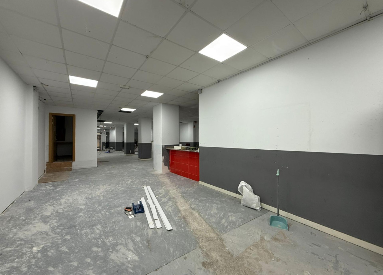 Location longue durée - Commerciële gebouwen - Valencia - Patraix