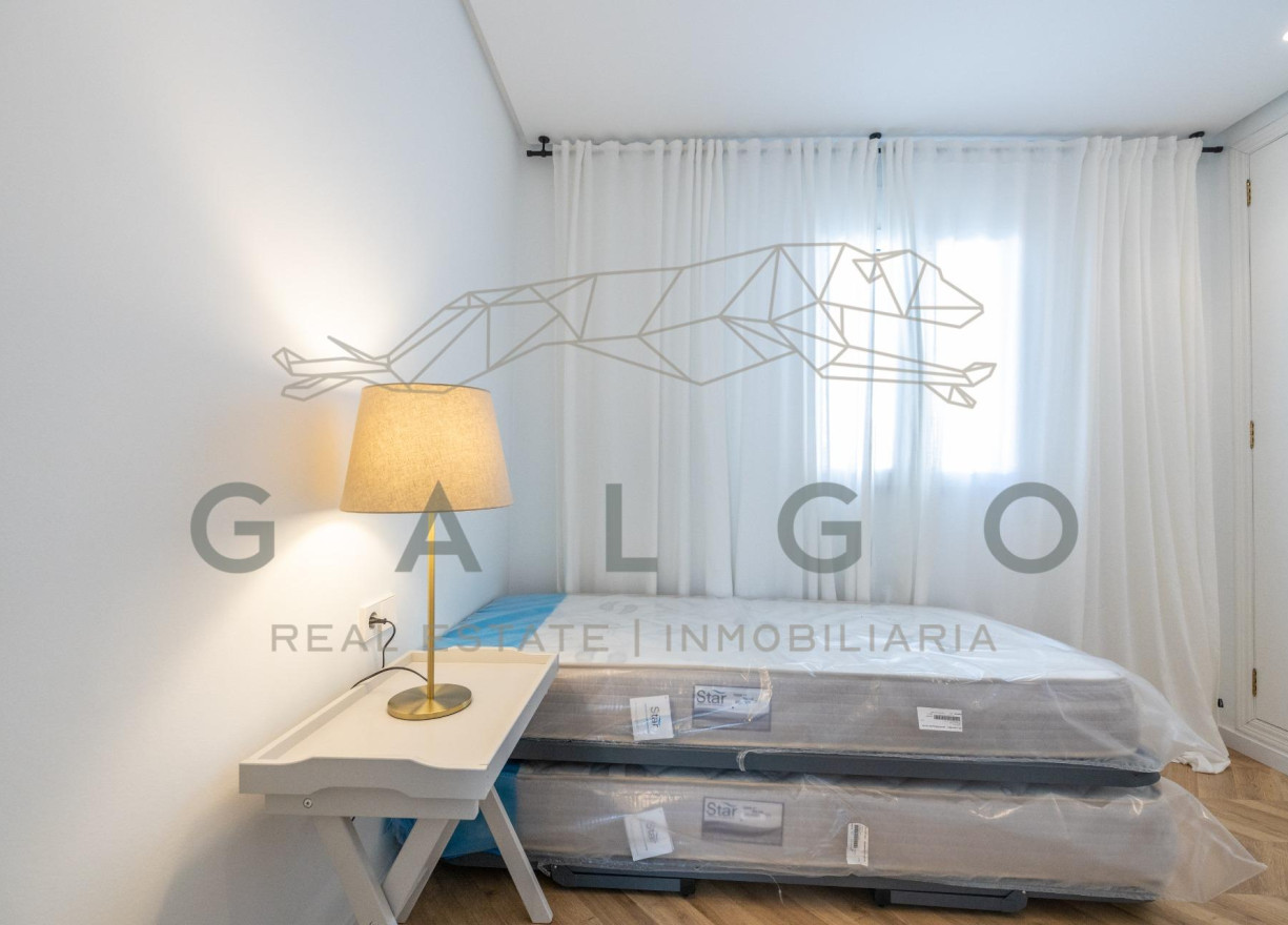 Location longue durée - Penthouse - Valencia - El Mercat