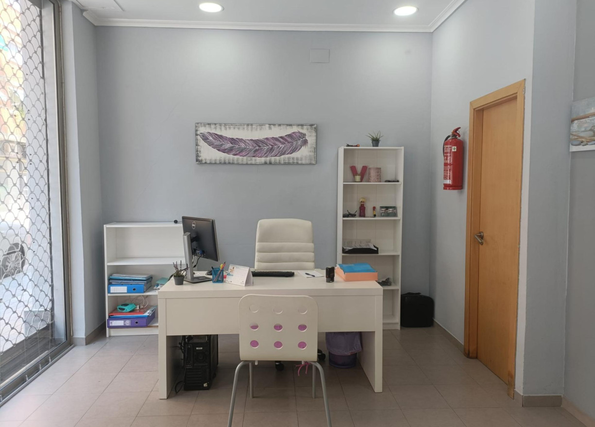Long time Rental - Commercial premises - Valencia - Benicalap