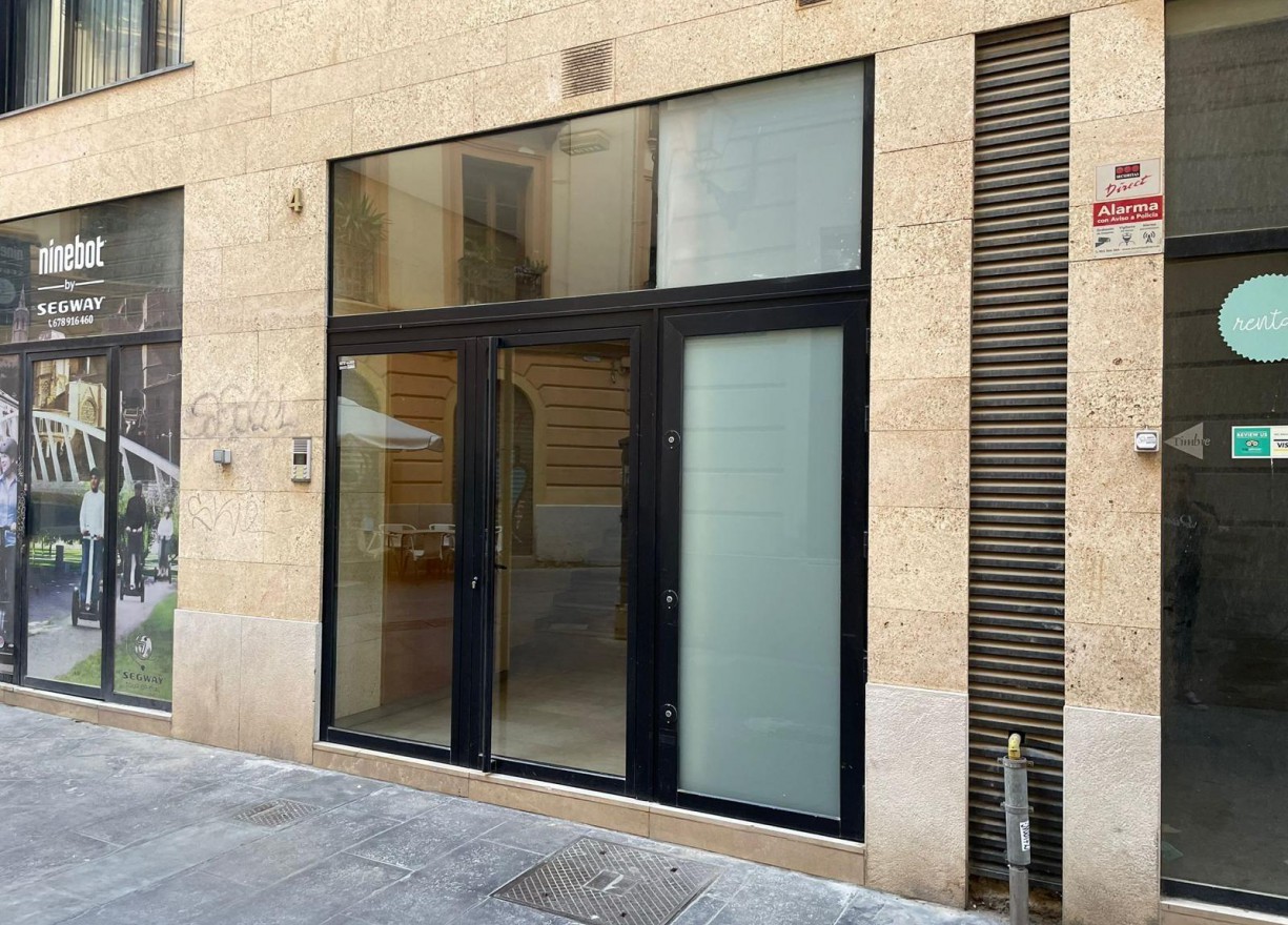 Long time Rental - Commercial premises - Valencia - Ciutat Vella
