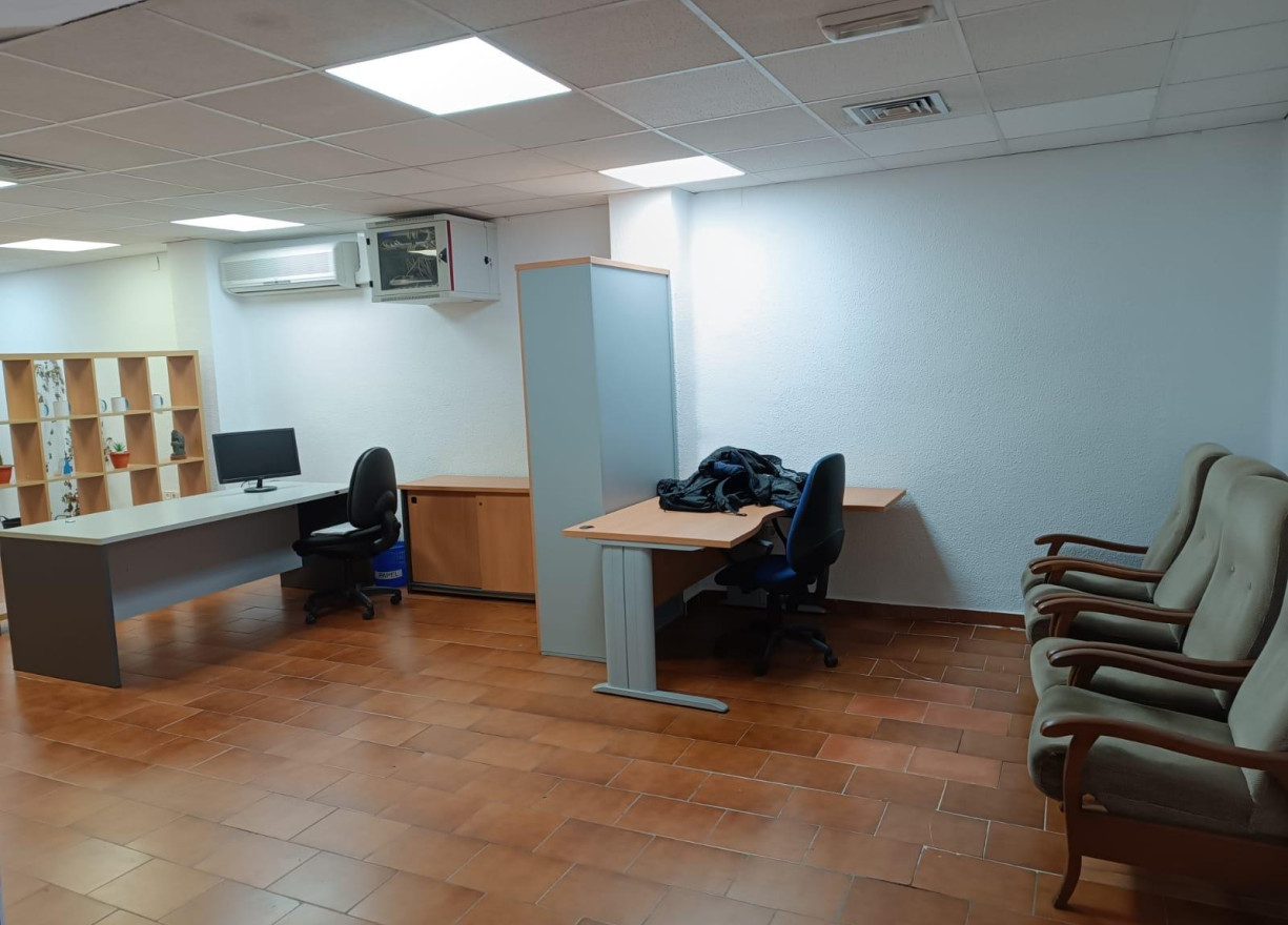 Long time Rental - Commercial premises - Valencia - La Raiosa