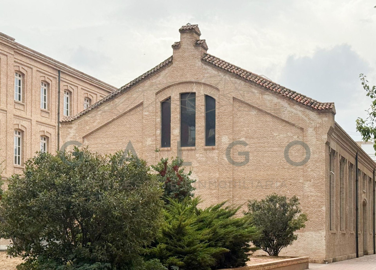 Long time Rental - Commercial premises - Valencia - Mestalla