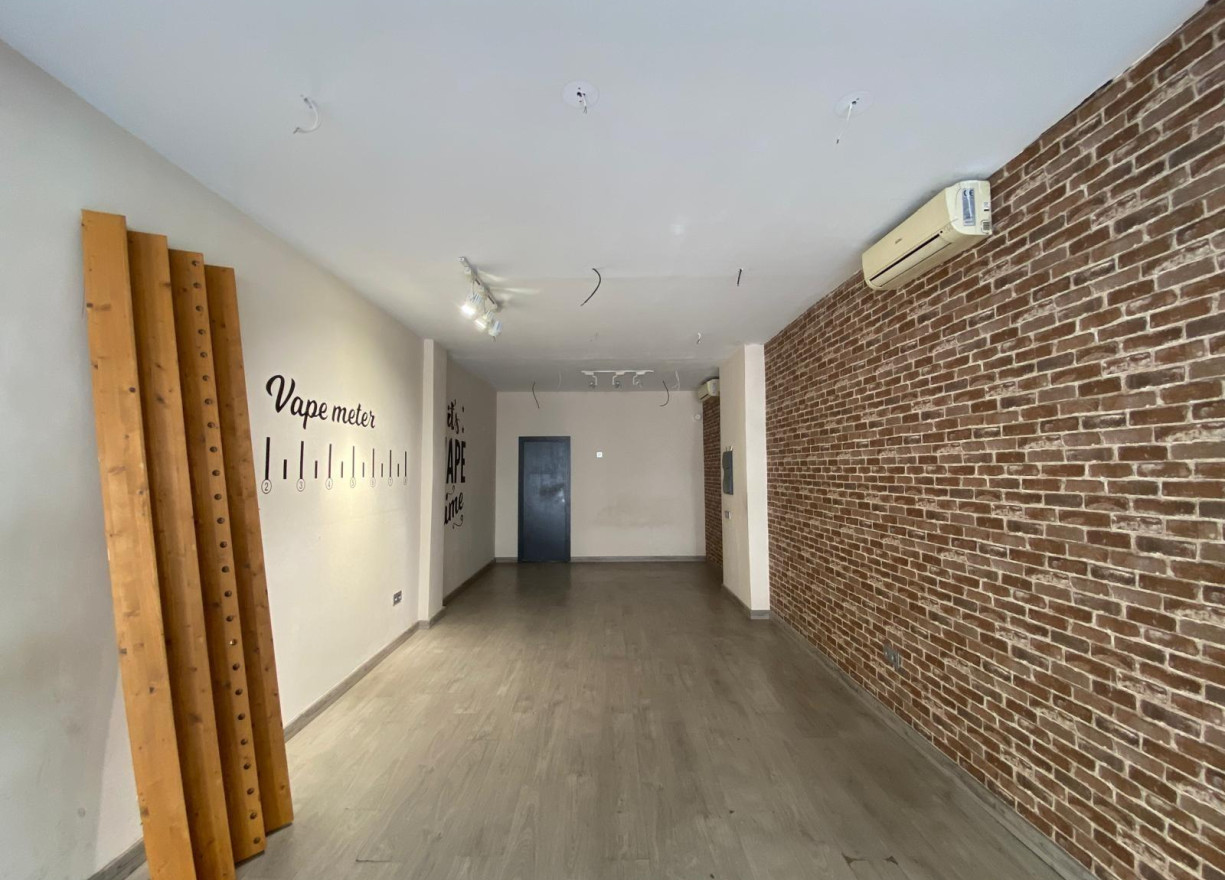 Long time Rental - Commercial premises - Valencia - Sant Francesc