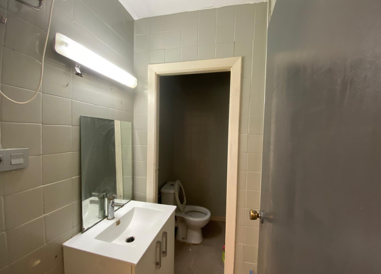 Long time Rental - Commercial premises - Valencia - Sant Francesc