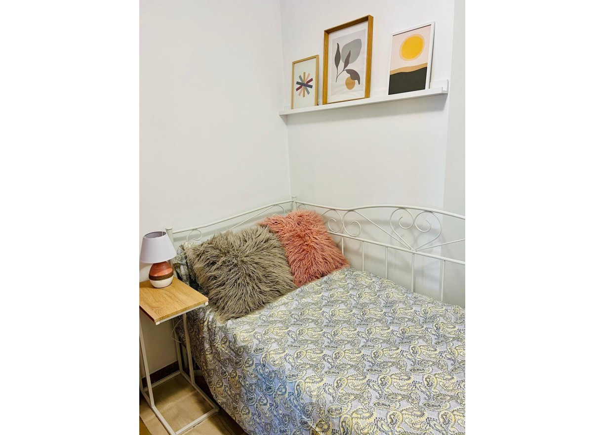 Long time Rental - Flat - Valencia - En Corts